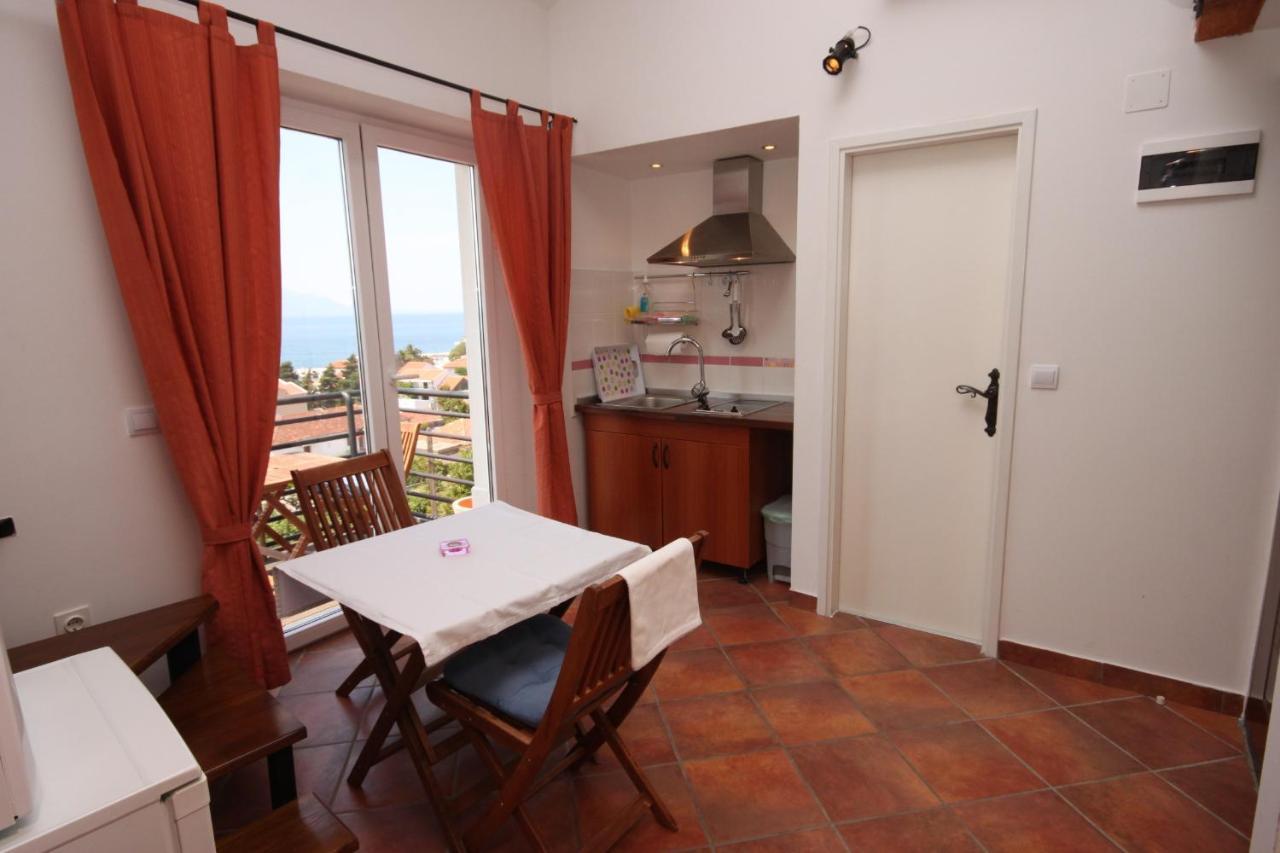 Apartments By The Sea Gradac, Makarska - 6661 Gradac (Split-Dalmatia) Exterior foto