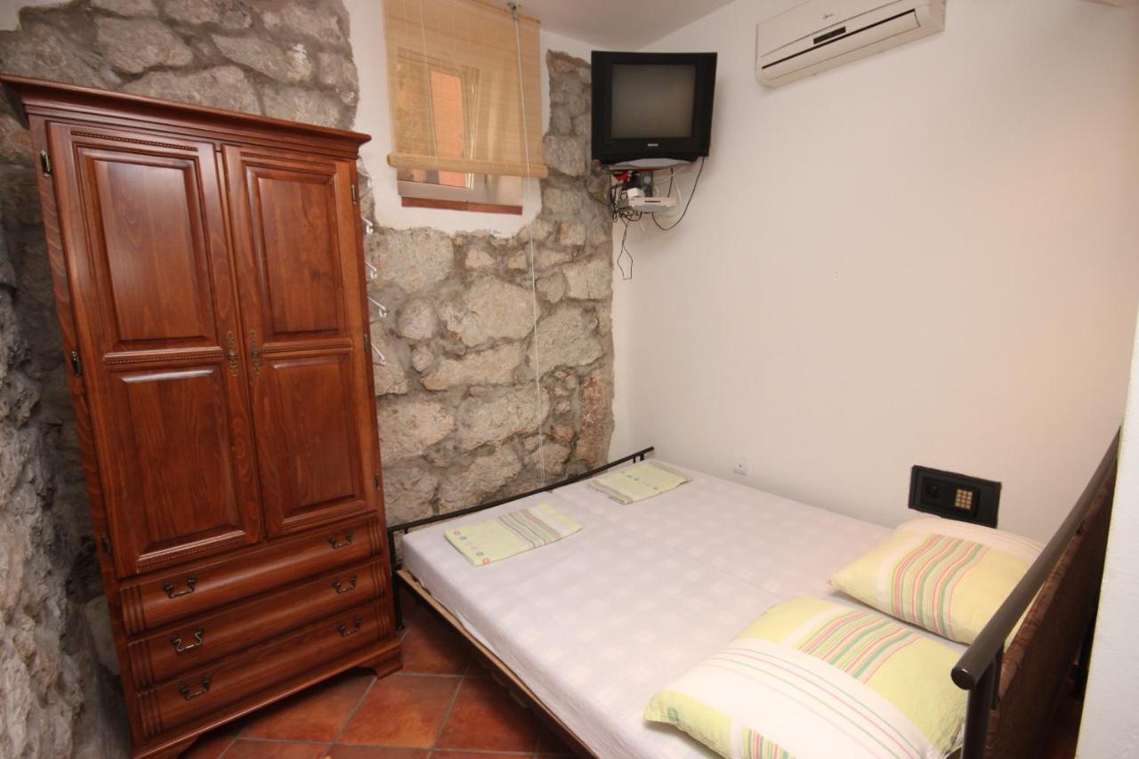 Apartments By The Sea Gradac, Makarska - 6661 Gradac (Split-Dalmatia) Exterior foto